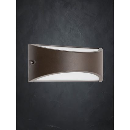 Redo 90192 - Aplique LED para exterior SCUDO LED/10W/230V 3000K IP54 marrón