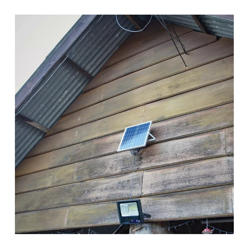 Reflector LED solar regulable LED/35W/10V 6000K IP65 + mando a distancia