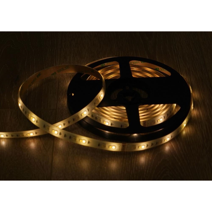 Tira LED RGBW Smart regulable 5m LED/230V Wi-Fi Tuya + control remoto