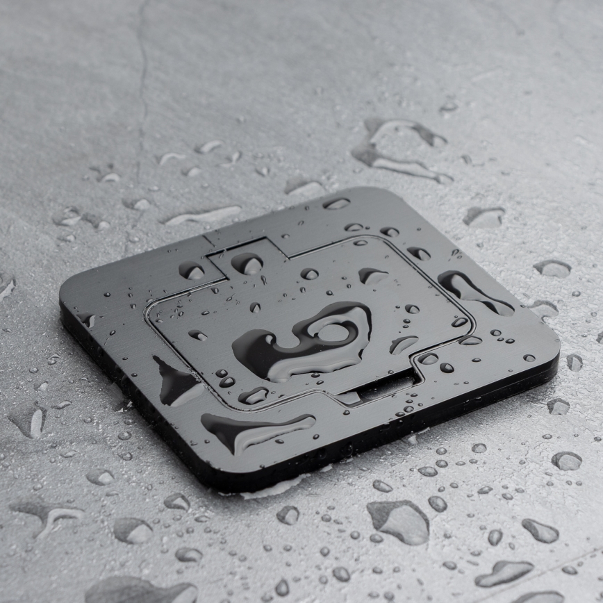 Enchufe de suelo empotrable de exterior IP55 rectangular negro