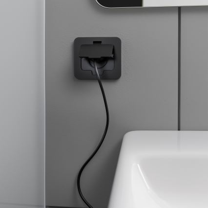 Enchufe de suelo empotrable de exterior IP55 rectangular negro