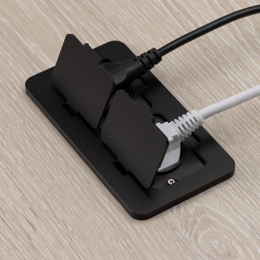 Enchufe doble de suelo empotrado para exterior IP55 rectangular negro