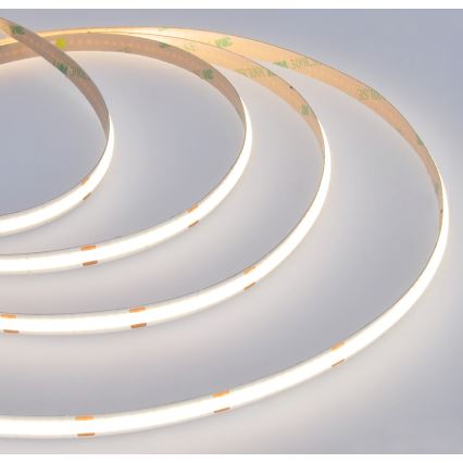 Tira LED LED/8W/m/230V 4000K 5m