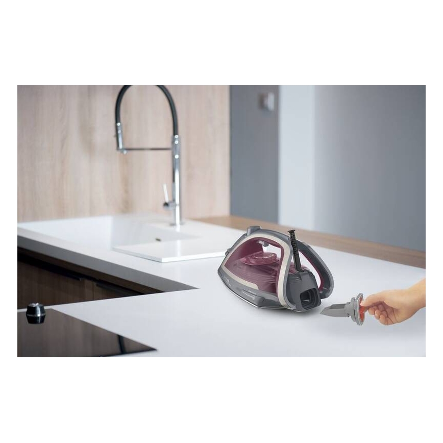 Tefal - Plancha de vapor ULTRAGLISS PLUS 2800W/230V burdeos/gris