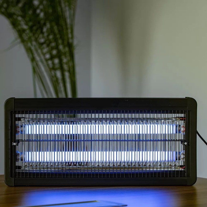Trampa eléctrica para insectos 2x15W/230V 120 m²